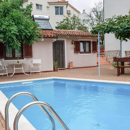 Stella Gostinjska kuća